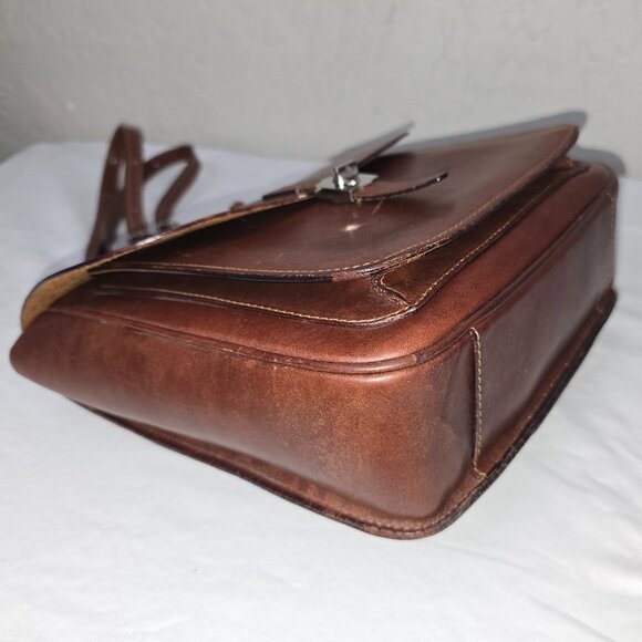 Dooney & Bourke Smooth Italian Brown Vachetta Leather Backpack MADE IN ITALY - Picture 9 of 16